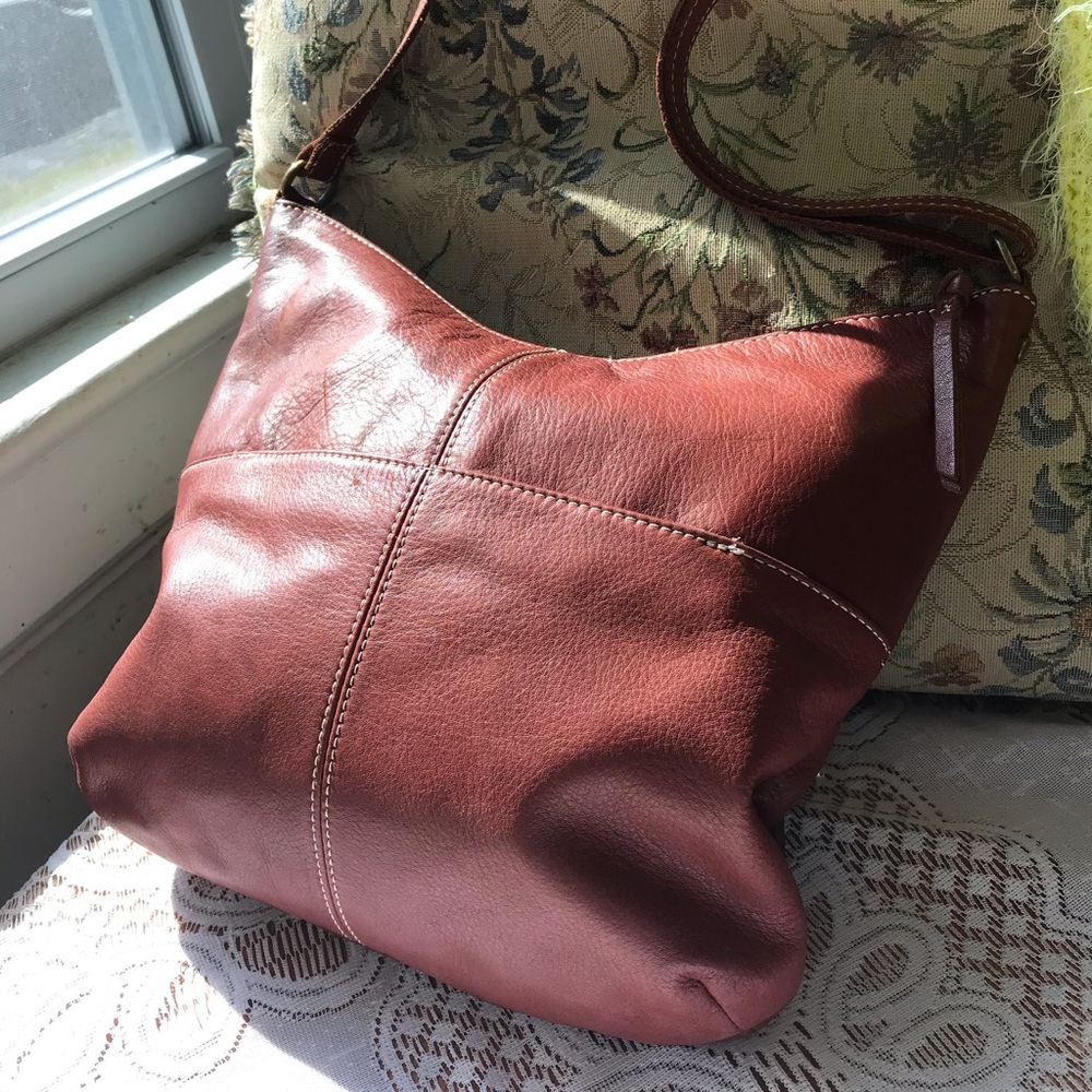 Margot Karolina Leather bag. EUC.